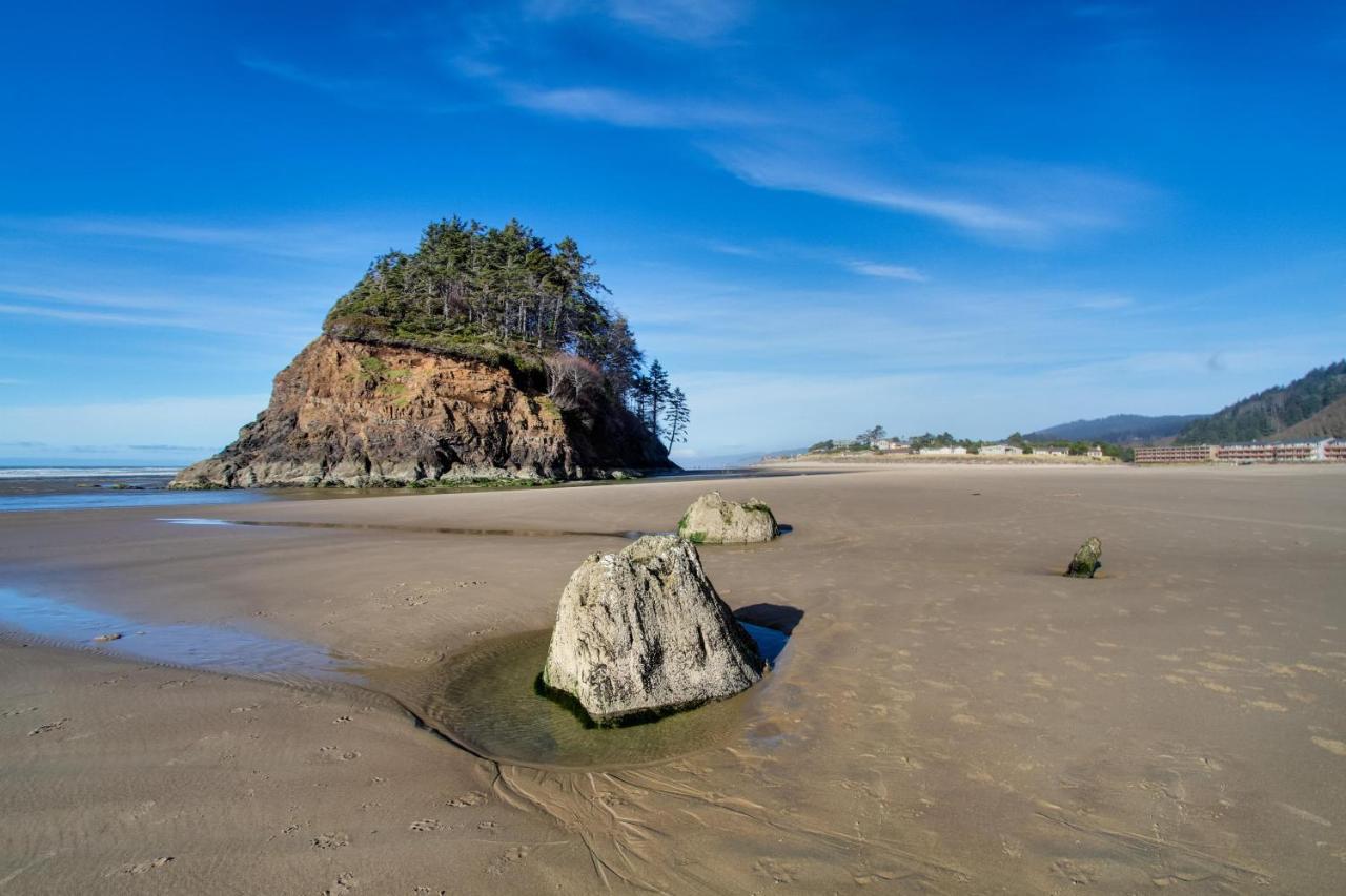 2Nd Tee At Neskowin Village Exterior photo