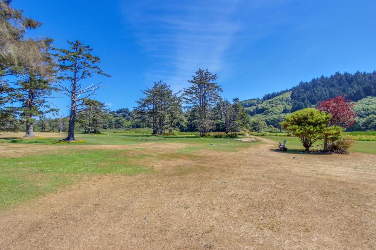 2Nd Tee At Neskowin Village Exterior photo